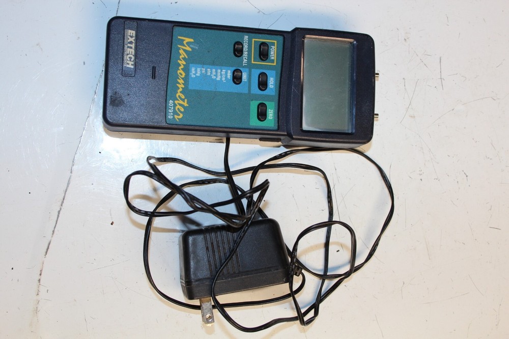 Extech 407910 Digital Manometer