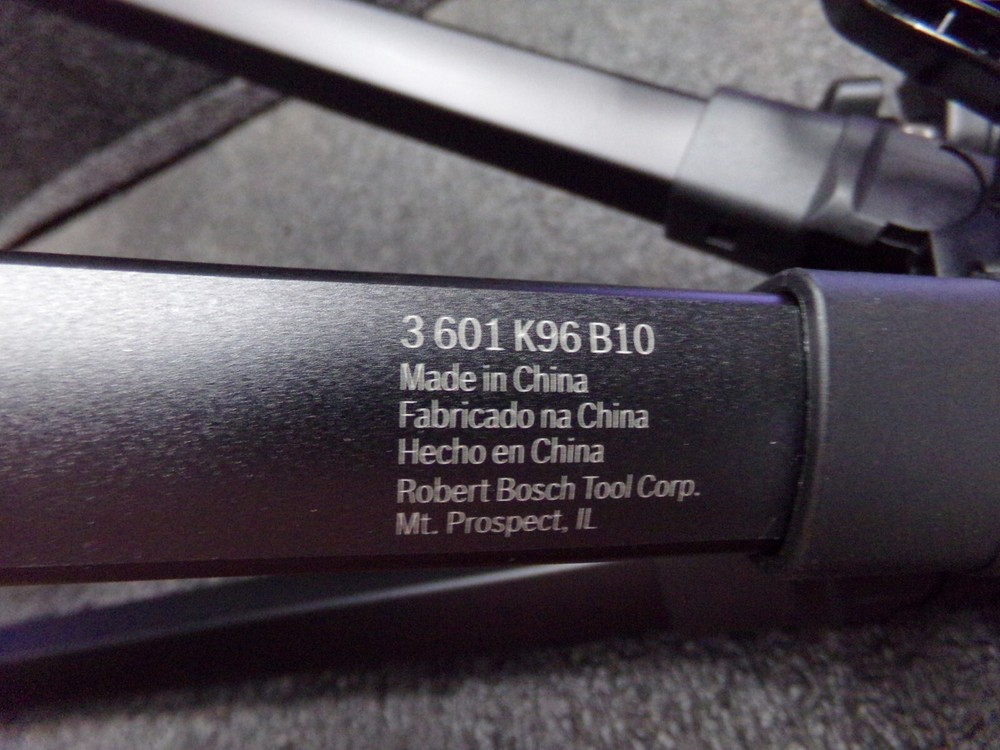 BOSCH BT150 Tripod: Compact, Flat Head, Aluminum, (C)