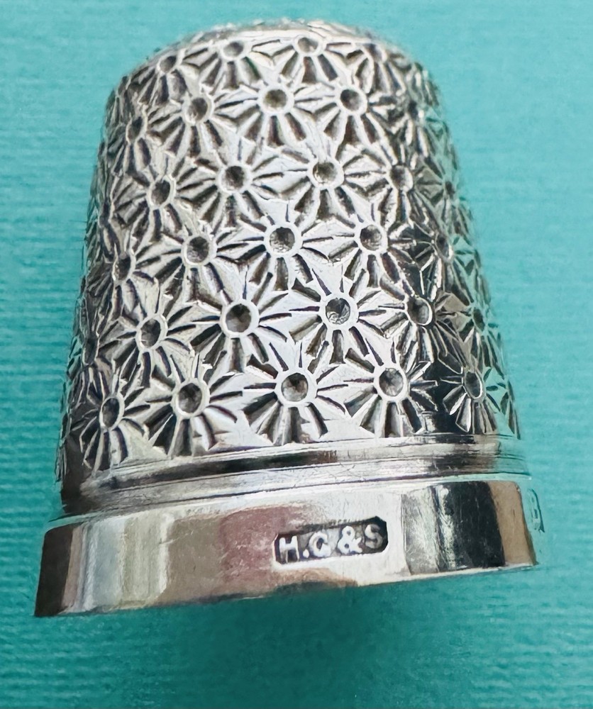 Silver Antique Thimble