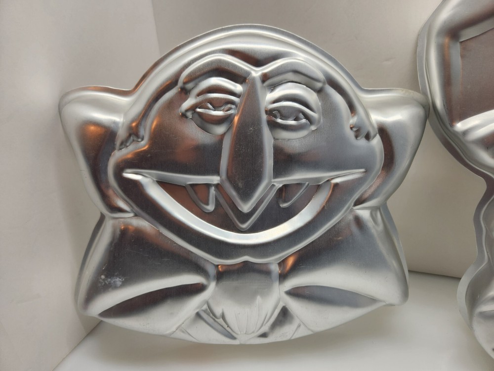 Vintage Wilton Cake Molds-Count Dracula & Witch