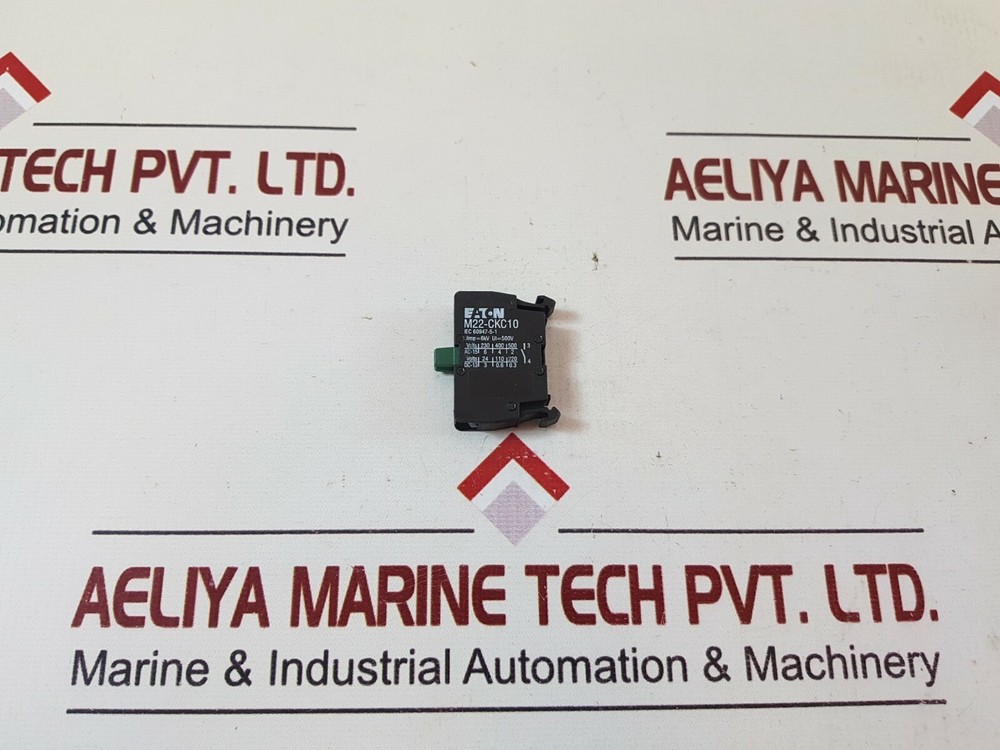 Eaton M22-CKC10 Contact Block With Selector Switch Set