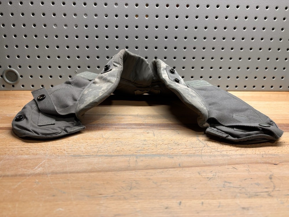 GENUINE USGI ACU DIGITTAL YOKE AND COLLAR PROTECTOR W/ INSERTS SIZE MEDIUM