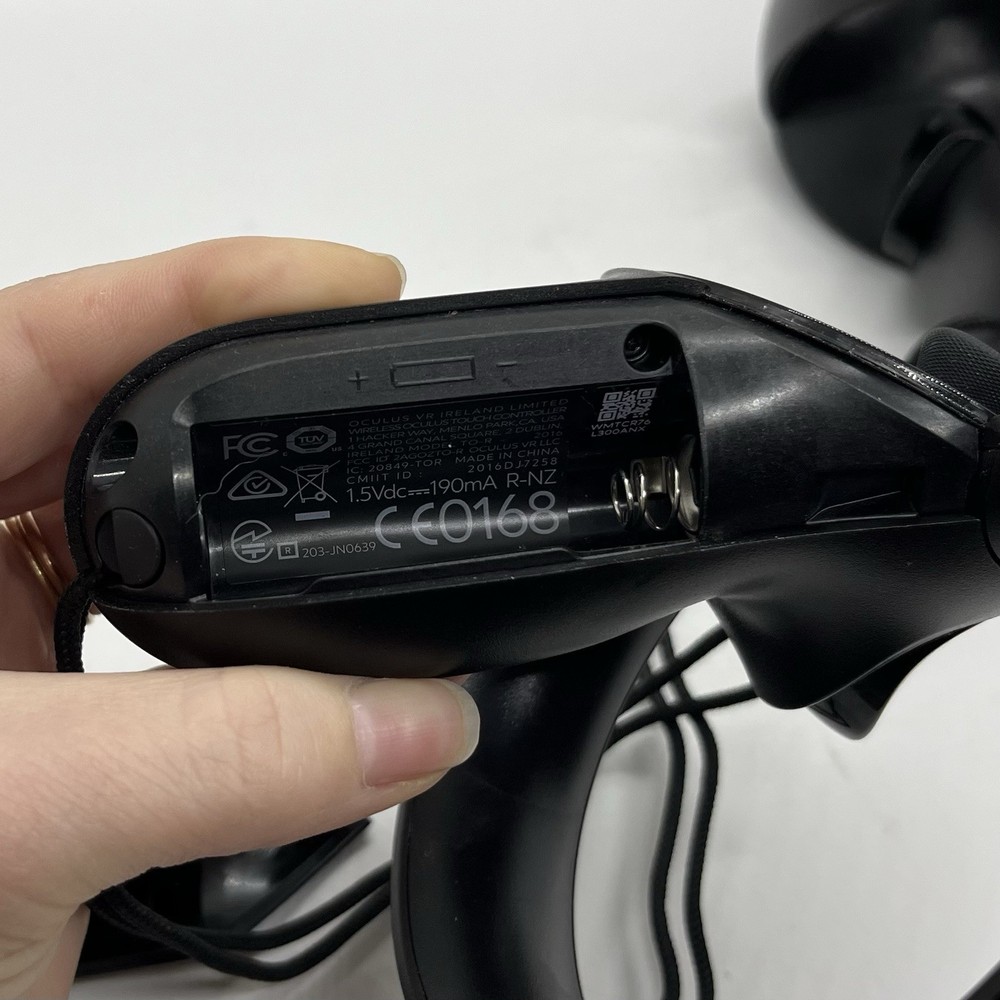 Meta Oculus Quest Rift CV1 Touch Controllers VR - Right And Left - Tested