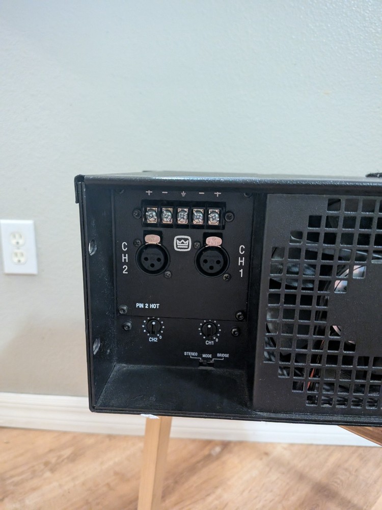 Crown CL1 2 Channel Power Amp
