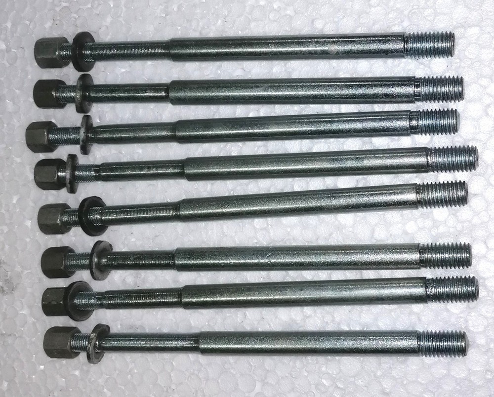 8 studs with nuts for fastening the cylinder Dnepr