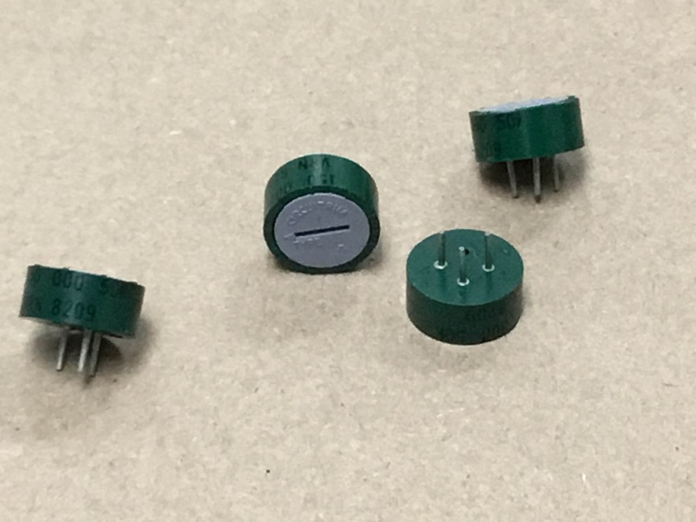 (1 PC) VERNITRON 150-50KPORM5PCT NONWIRE WOUND VARIABLE RESISTOR