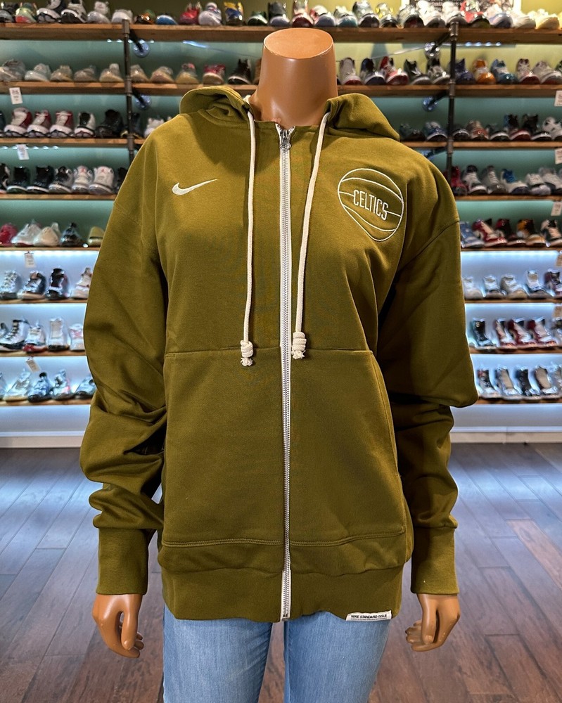 *Size Medium* Nike Men's Boston Celtics Standard Issue Hoodie