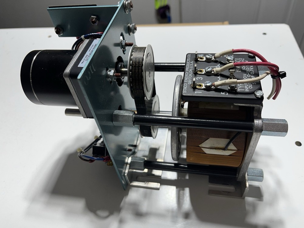 Staco industrial variable motorized transformer model 15M 501