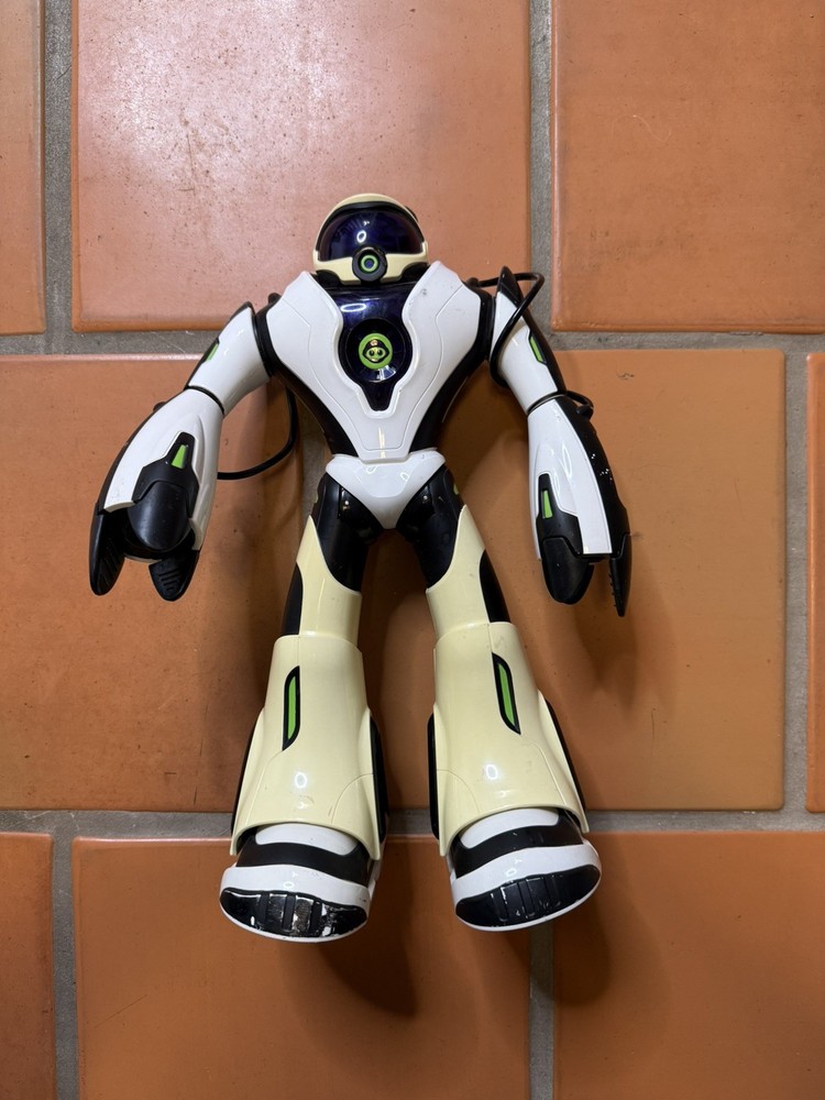 Wowwee Joebot Robot Toy 2008 untested