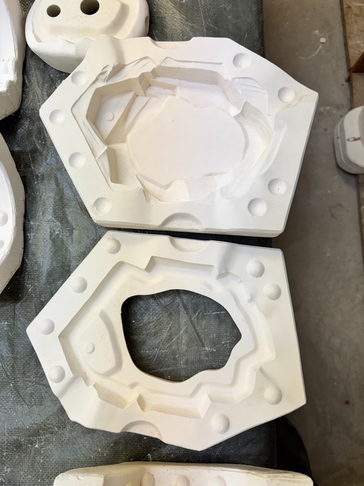 VINTAGE ARNEL'S CERAMIC MOLD #1106/#1128/#1129 EAGLE/EAGLE/BASE