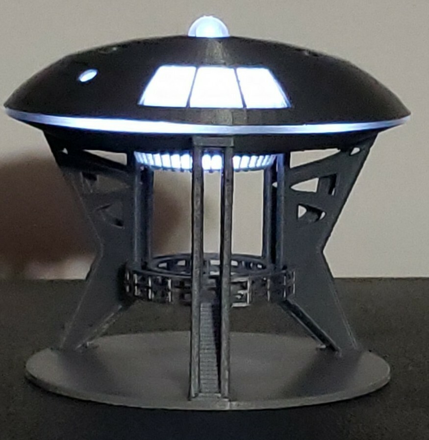 Jupiter 2 [from Lost in Space] - with Light & Gantry Stand - small