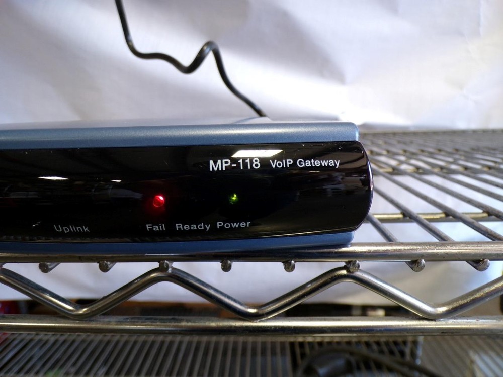 AUDIOCODES MP118/ 8FXO/ 3AC ACCESS GATEWAY (J776)