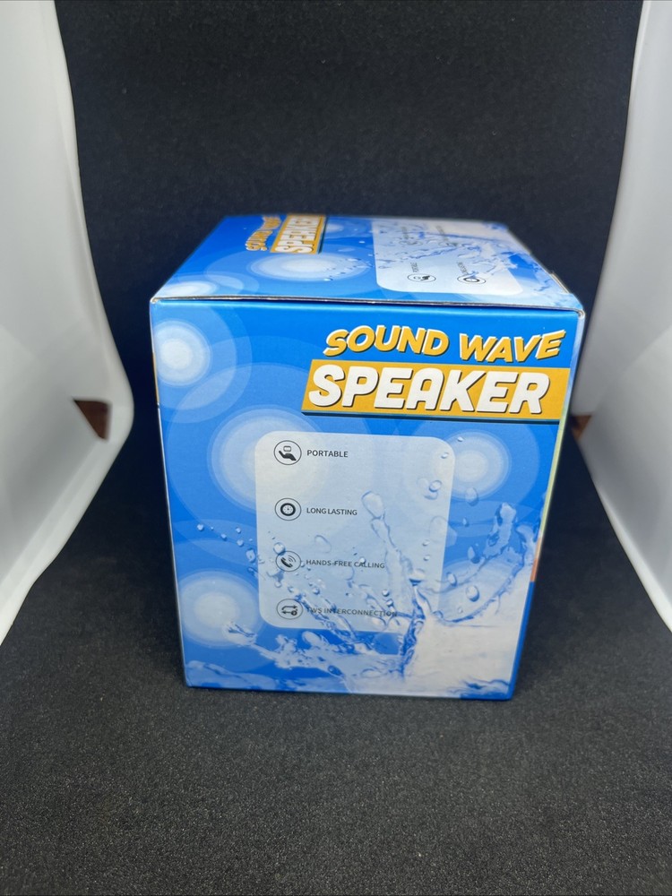 SoundWaves Splash-Proof Bluetooth Speaker W/ Multi Function Light