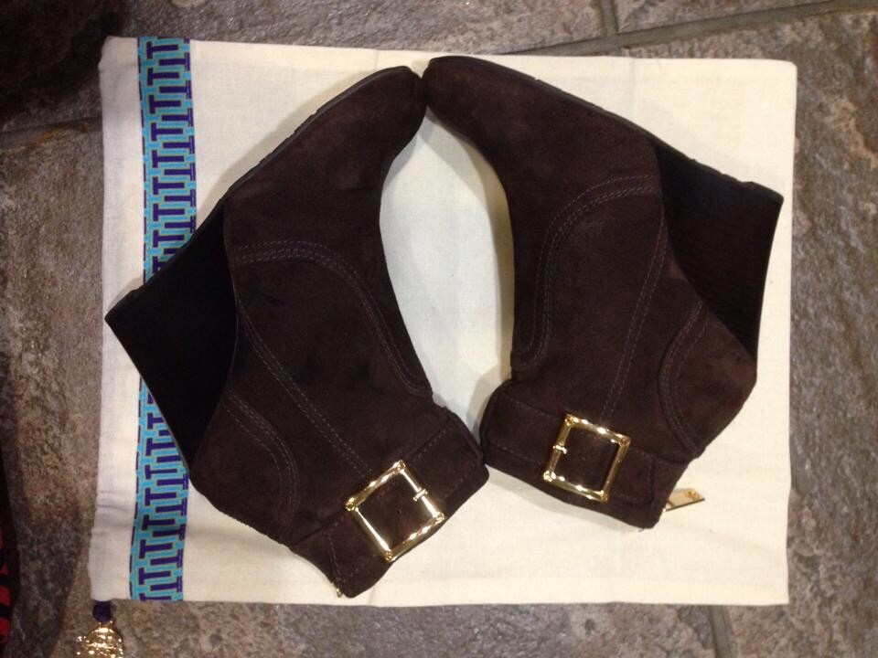 tory burch boots size 6
