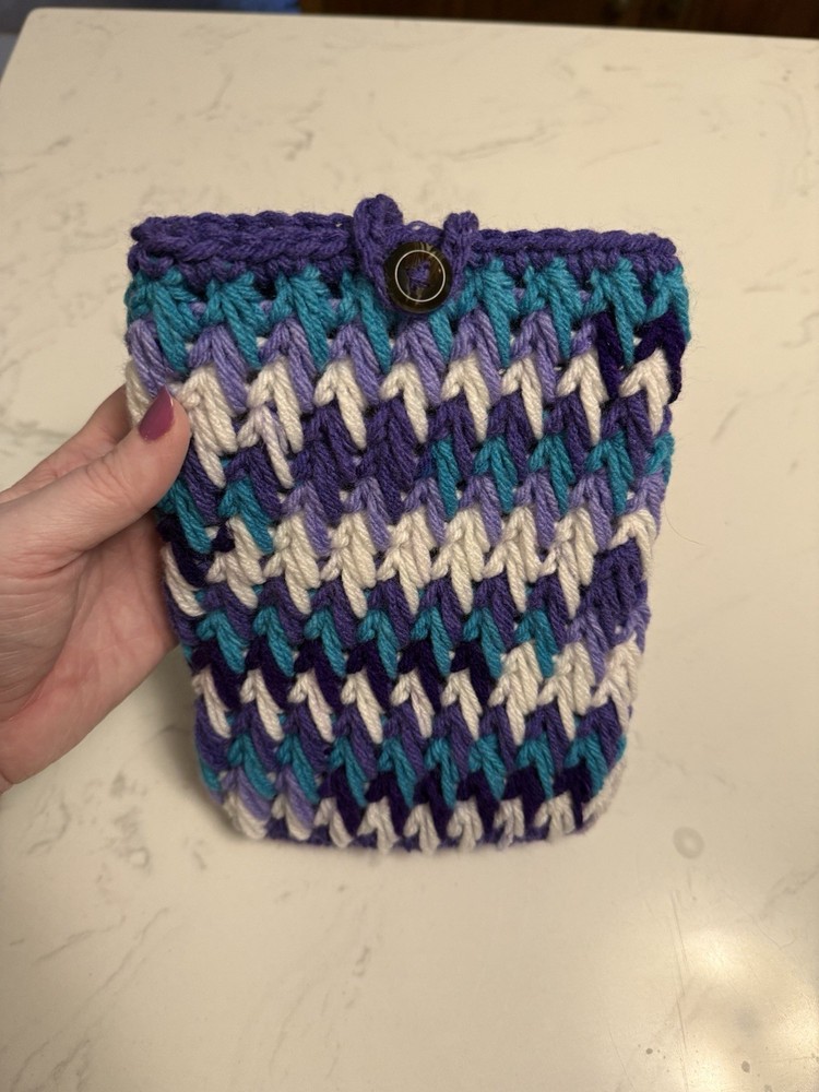 Crochet Kindle Sleeve - Amethyst