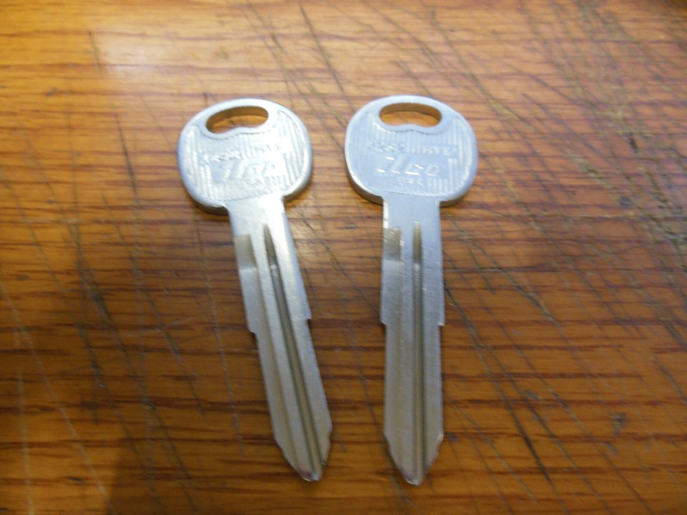 2 Ilco  HY12, X232 Key Blanks