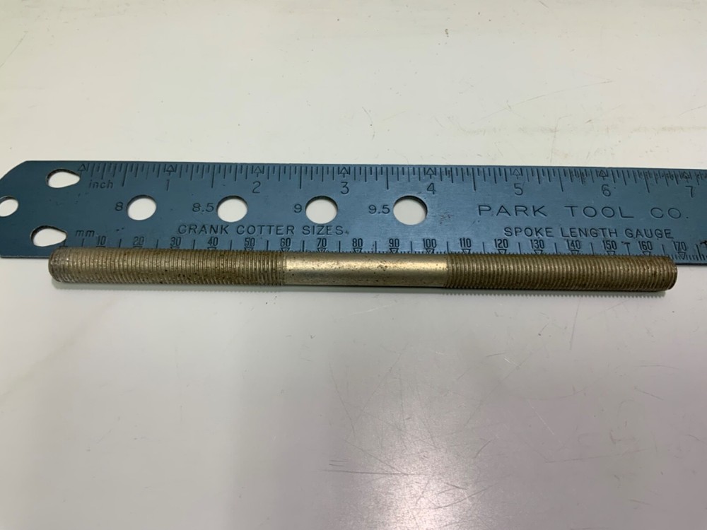 3/8 (9.5mm) x 24 TPI Bicycle Axle