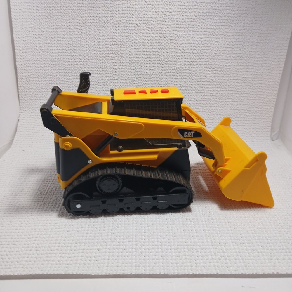 Caterpillar (CAT) toy skid steer loader, likely a "Big Builder". UNTESTED