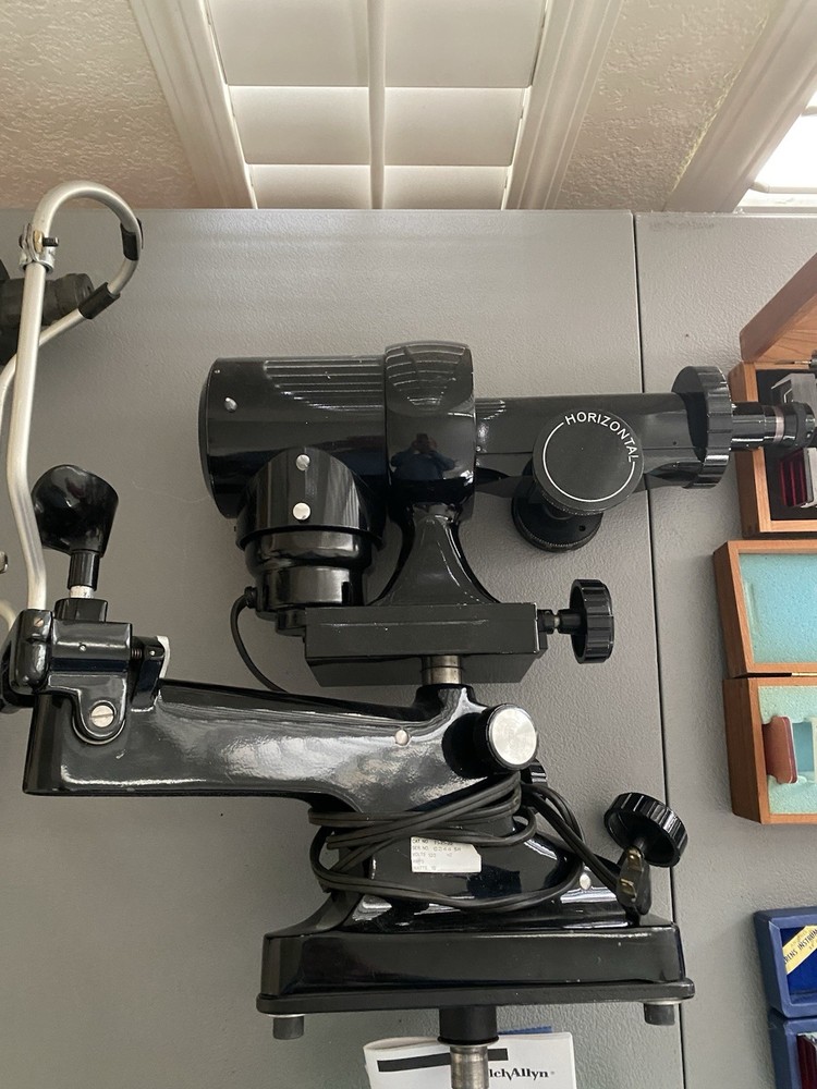 Bausch + Lomb Keratometer