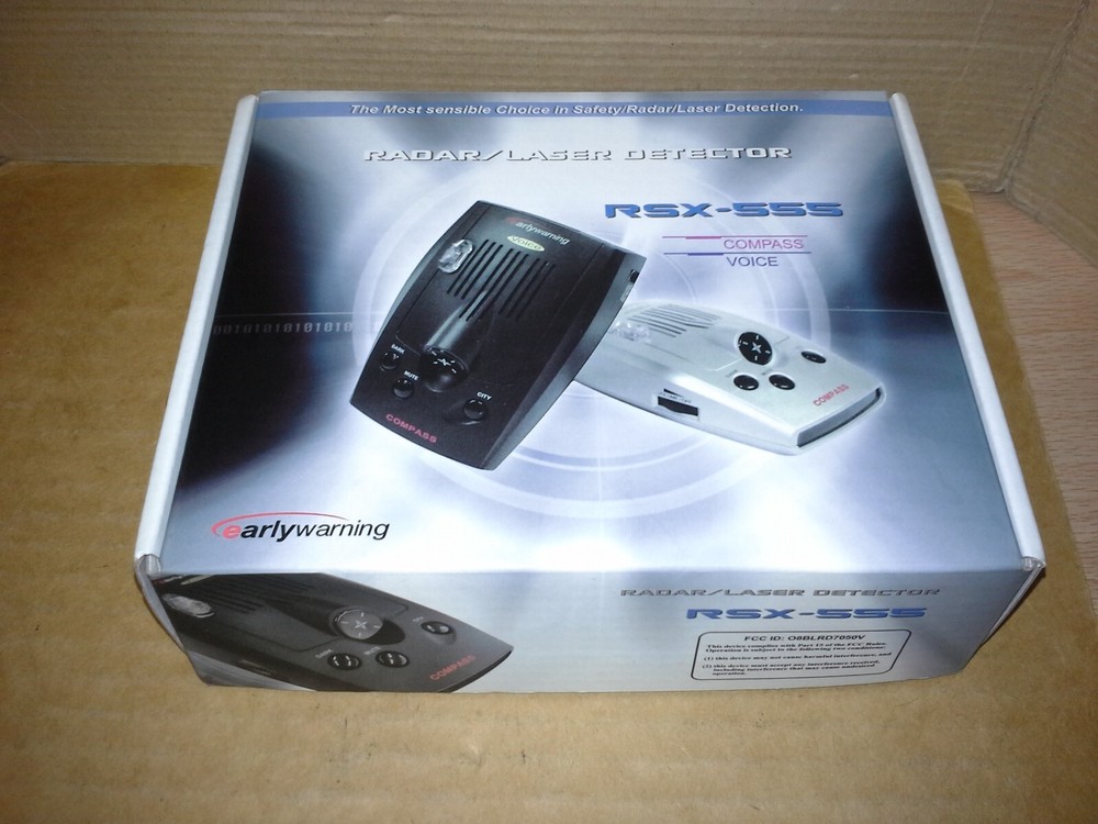 Early Warning RSX-555 Compass/Voice Radar /Laser Detector. open box