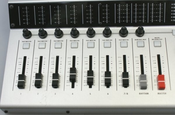 Zoom HD8 Analog MTR Hard Disc Recording