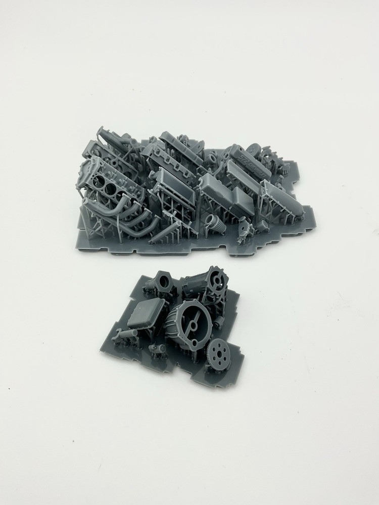 Chevy Big Block 572 - COPO Engine 1/25 And TRANSM