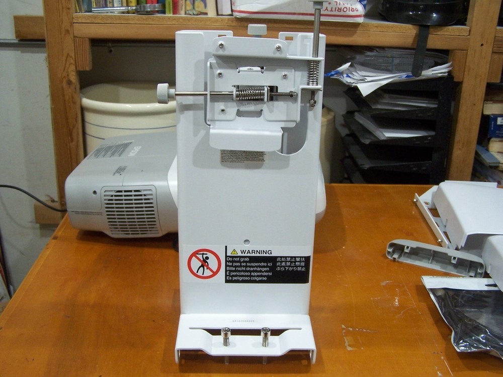 Complete Epson BrightLink 450Wi Interactive Projector / H317A lamp hours 41