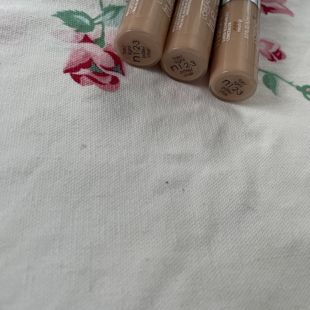 3~L'Oreal N123 Light Neutral Fair True Match Super Blendable Concealer New