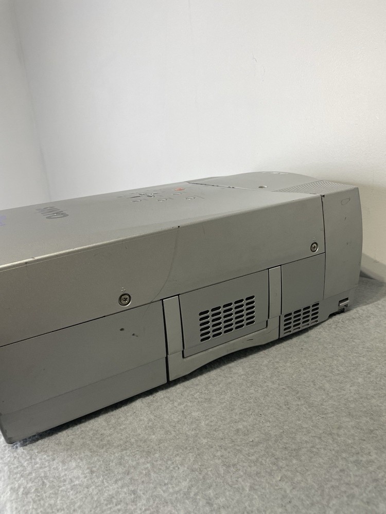 Sanyo PLC-XP45 Large Venue Presentation Projector - PRO xtraX Multiverse -TESTED