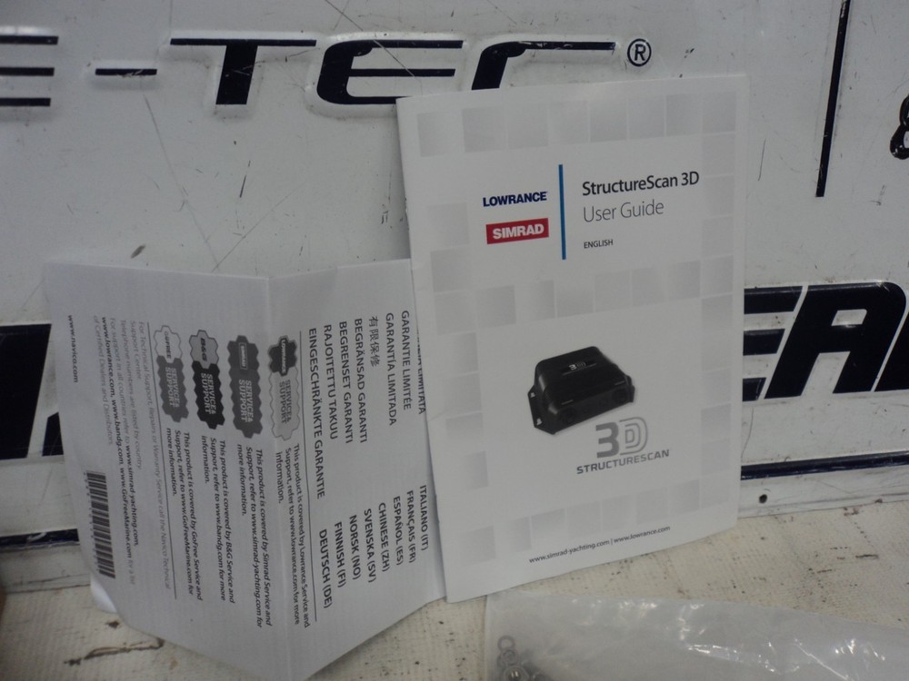 Lowrance hi resolution side scan unit.