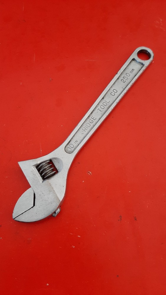 Ridgid Ridge Tool Co. USA Model 710 10" 250mm Adjustable Wrench