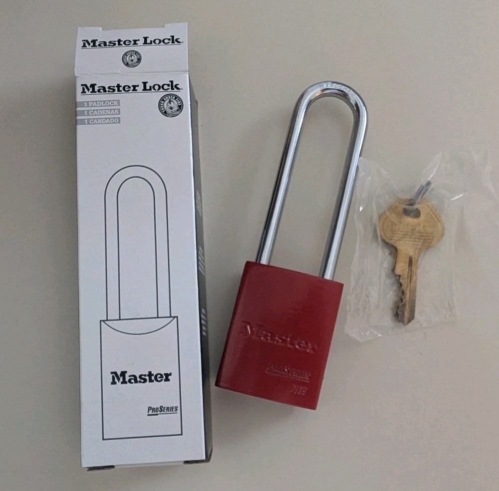 Master Lock 6835KALTRED 3'' Shackle Padlock