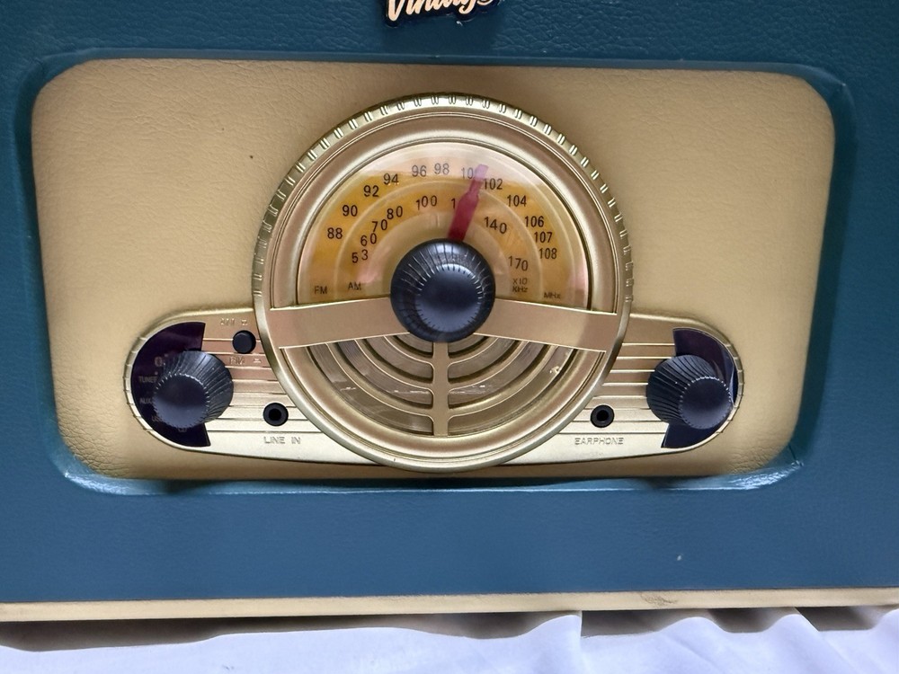 Pyle Bluetooth Vintage Classic Style Turntable Speaker System Record Player