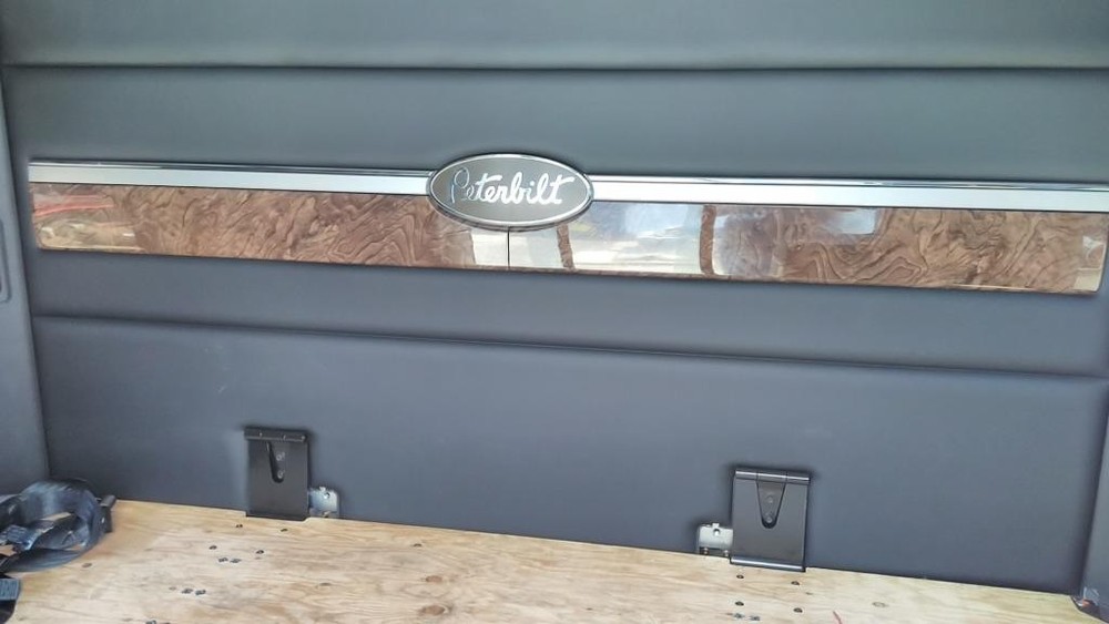 Replaces PETERBILT SLEEPER , OH