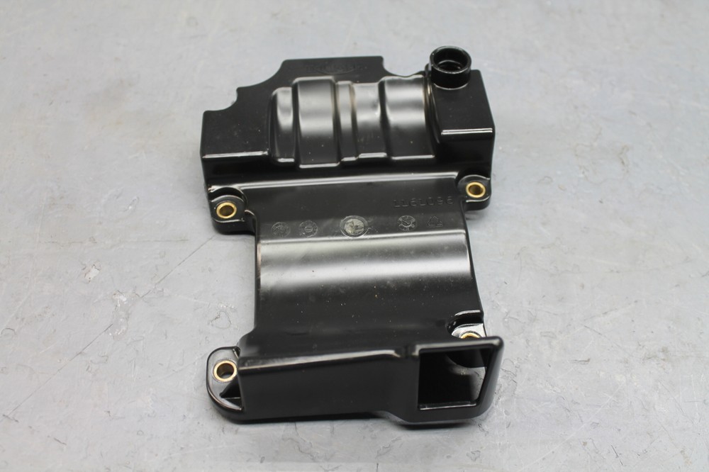 2010 TRIUMPH THUNDERBIRD BREATHER MANIFOLD