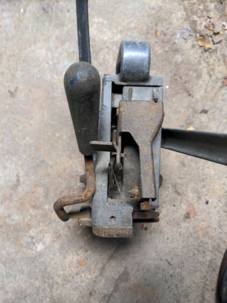 Signode AM -3/4 5/8-3/4" Strap Combination Steel Strapping Tool
