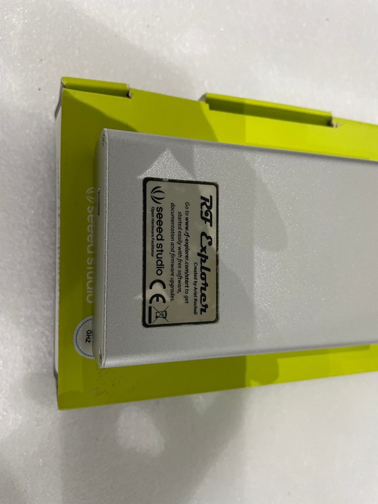 RF Explorer Handheld Spectrum Analyzer 2.4GHz