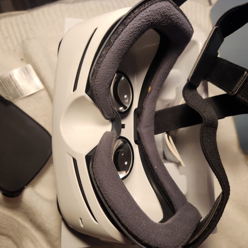 Samsung Gear VR Powered By Oculus