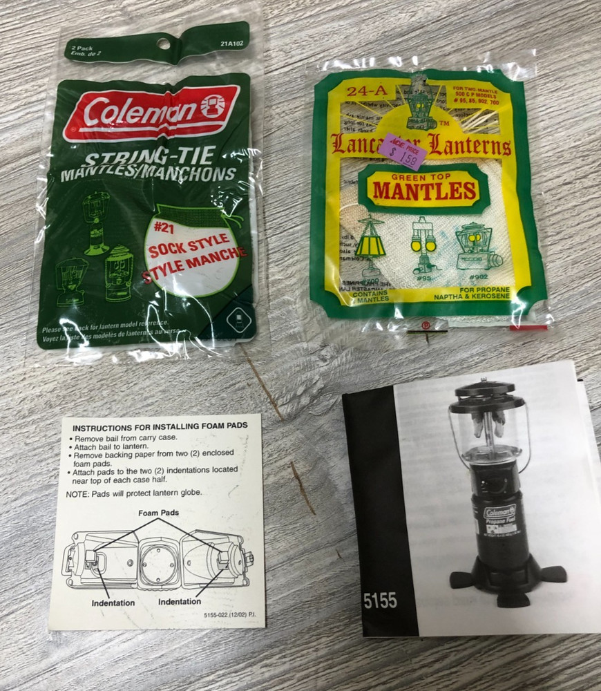 2003 Coleman Model 5155 2-Mantle Lantern w/Hard Storage Case Untested