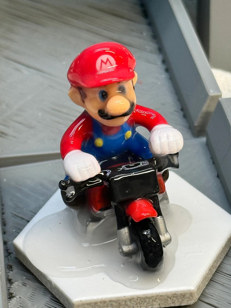 Mario Kart aquarium decor
