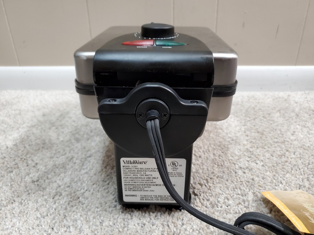 VillaWare Compact Pro Belgian Flip Waffler Waffle Maker Rotating 31201