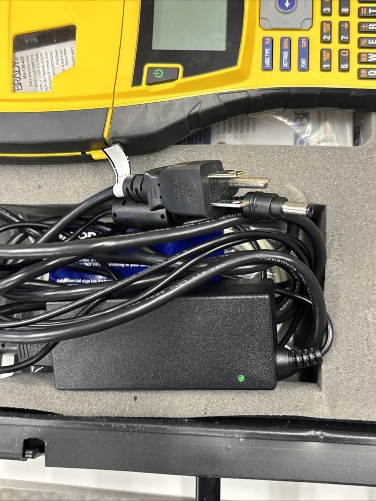 Brady BMP41 Label Printer With Case TESTED WORKING