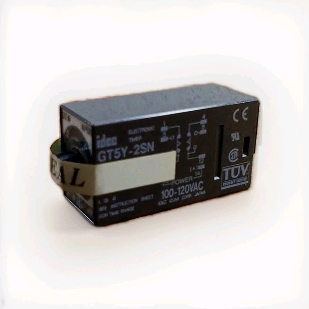 Idec GT5Y-2SN Electronic Timer Relay
