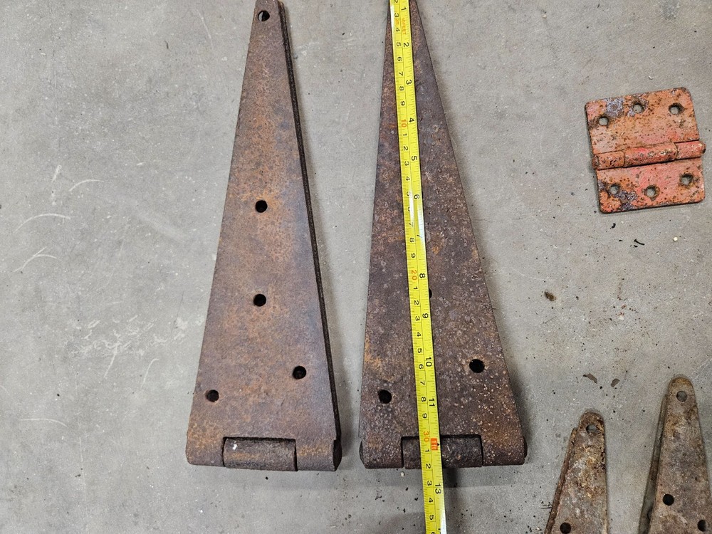 vintage rustic hinges, lot of 6!