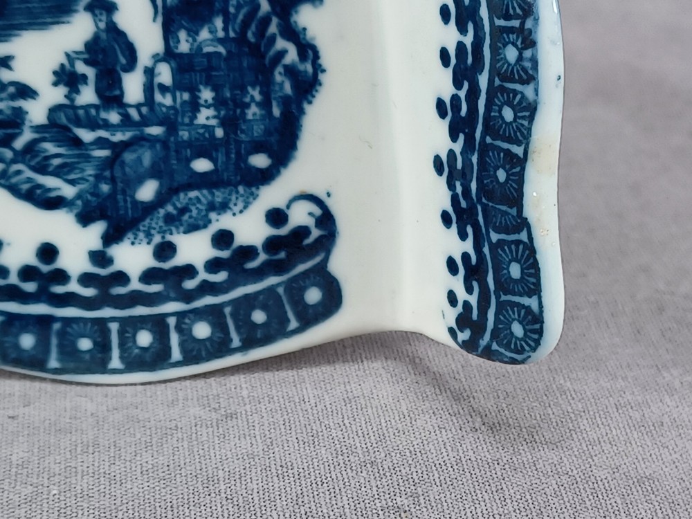 British Caughley Fisherman Pattern Asparagus Server Circa 1785-1795 B