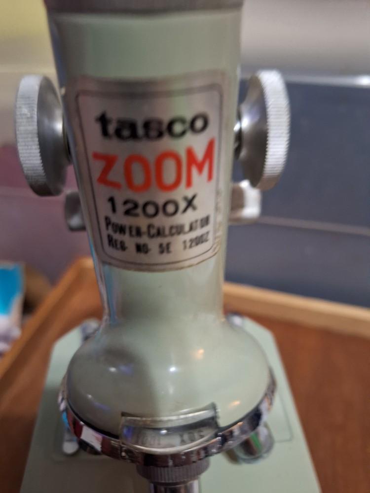 Vintage Tasco 900X Zoom Microscope.