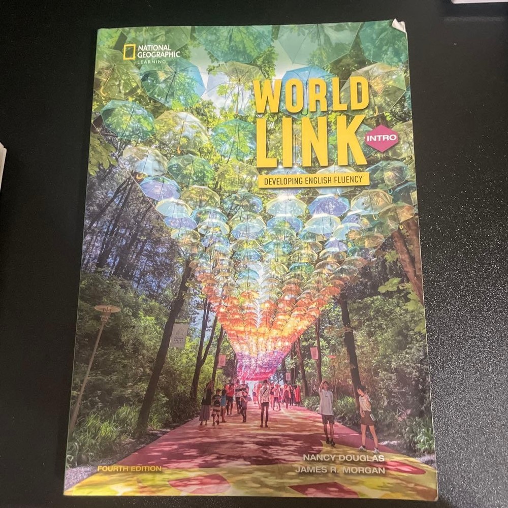 Japanese school textbook WORLD LINK INTRO English learning materials