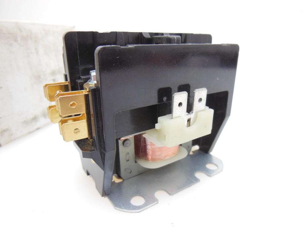 Beacon DP220240 208/240 vac coil contactor