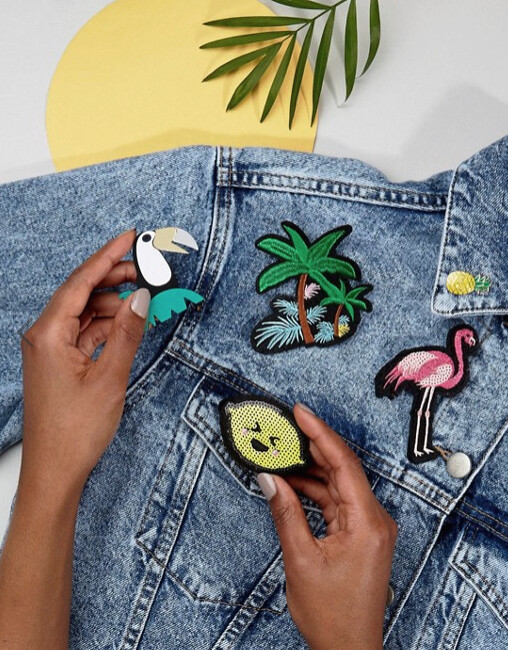 ALDO Patch & Pins set Tropical Themed