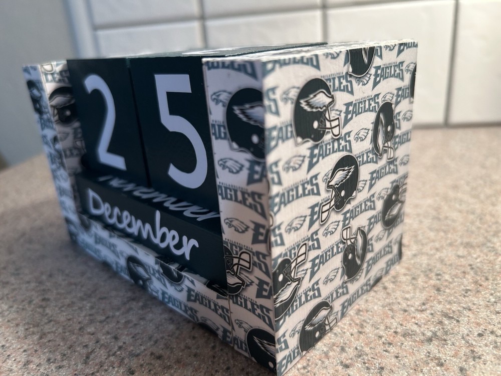 Philadelphia Eagles Perpetual Calendar